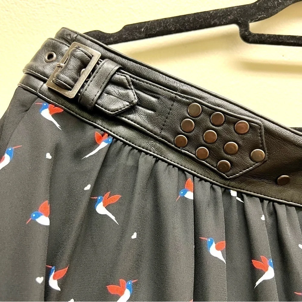 NWT TORRID Hummingbird studded chiffon swing Pleated western skirt 14